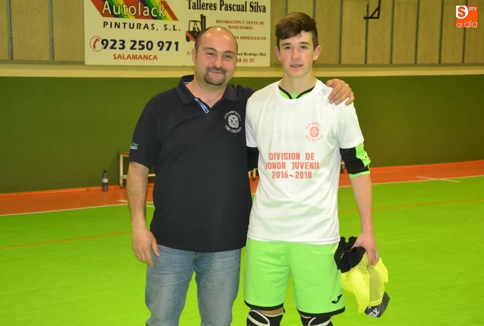 Foto 7 - El III Juvenil jubila a una generaci&oacute;n y da la bienvenida a otra con una c&oacute;moda goleada  