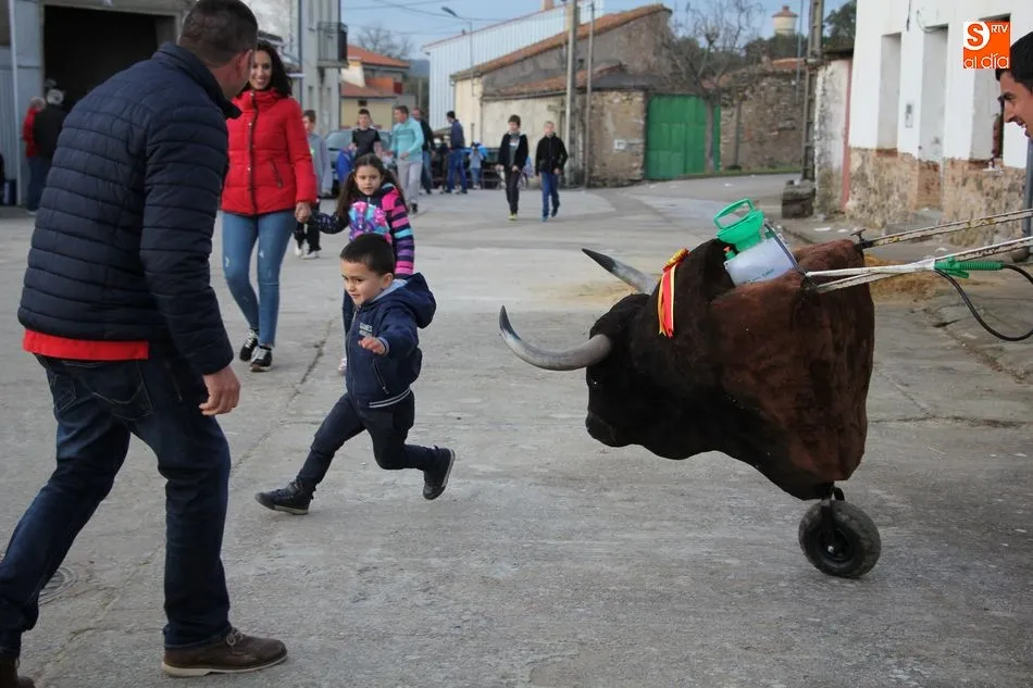 Foto 8 - Los m&aacute;s peque&ntilde;os tambi&eacute;n celebran San Jorge en Olmedo  