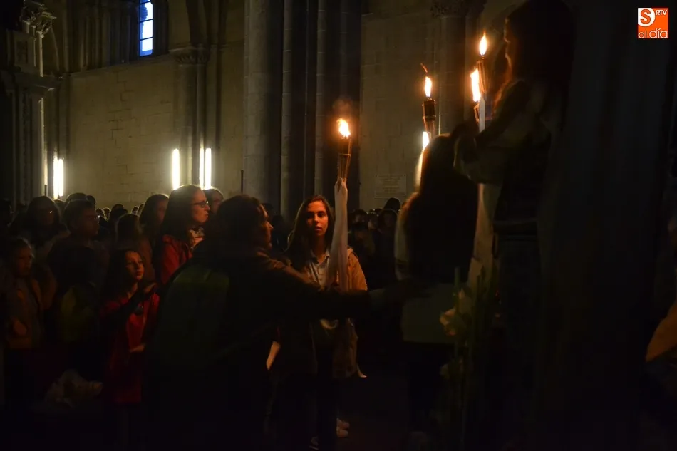 Foto 4 - Lleno en la Catedral de Santa Mar&iacute;a para rematar un largo d&iacute;a misionero  