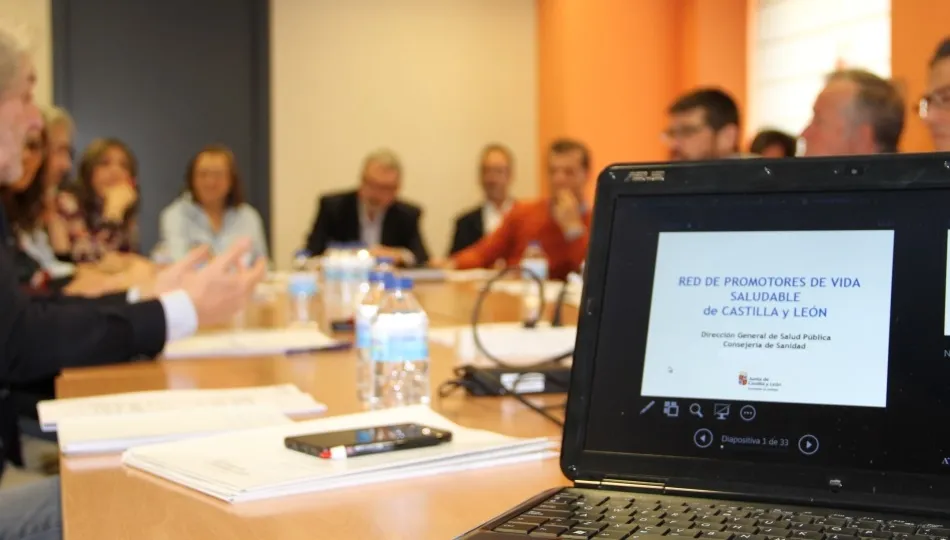 La Junta de Castilla y León trabaja en la creación de una red de promotores de vida saludable
