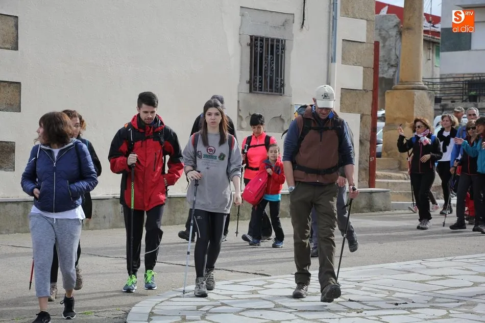 Foto 2 - La II Ruta de Senderismo de Sobradillo, un paseo para disfrutar  
