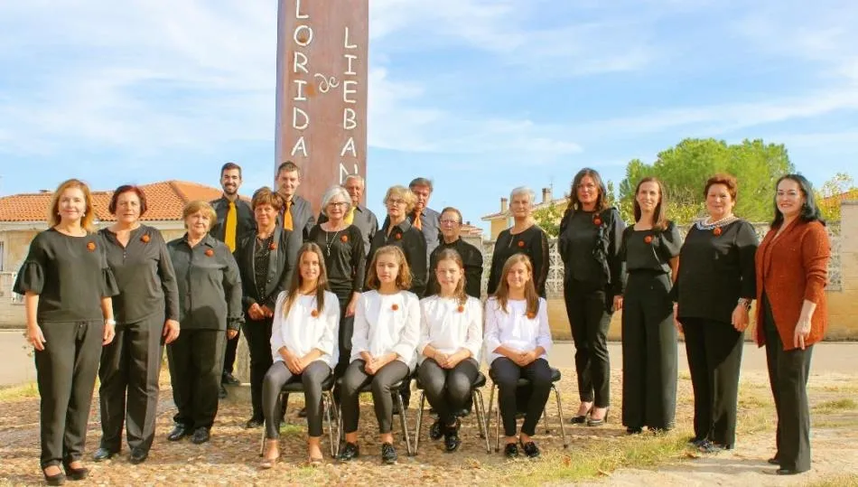 Coro Arte Música dirigido por Matilde Chaves de Tobar