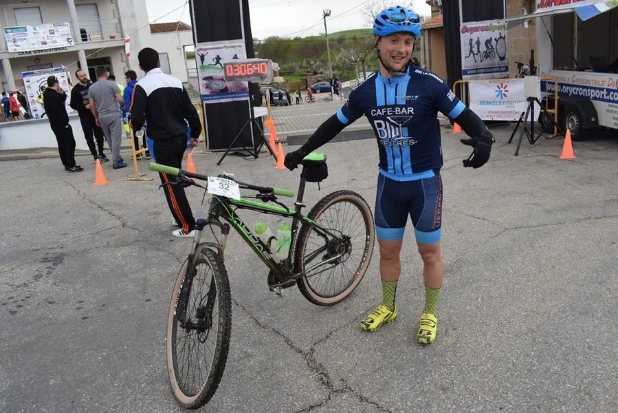 Foto 11 - Miguel Barrientos Diego y Ainhoa S&aacute;nchez Casta&ntilde;o vencedores de la Ruta BTT de Saelices el Chico  