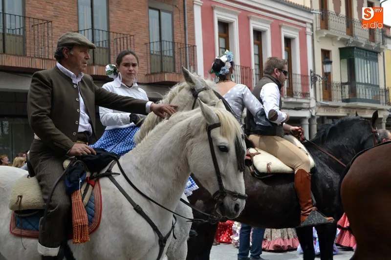 Foto 11 - La X Feria de Abril y la I Feria del Caballo de Pe&ntilde;aranda echan el tel&oacute;n con una colorida fiesta