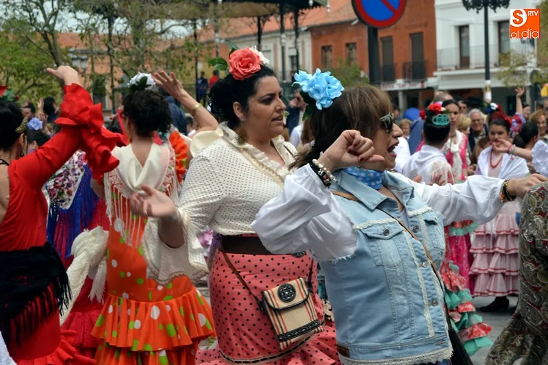 Foto 7 - La X Feria de Abril y la I Feria del Caballo de Pe&ntilde;aranda echan el tel&oacute;n con una colorida fiesta