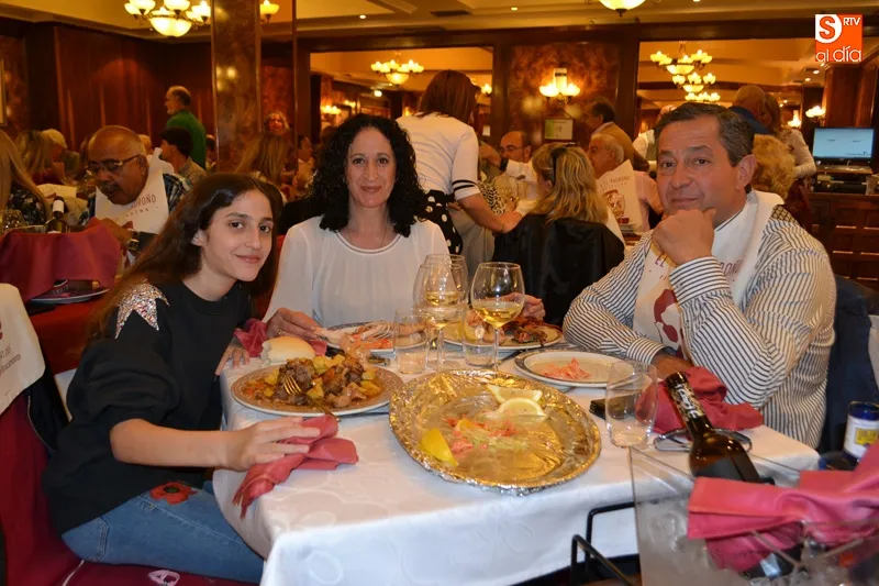 Foto 10 - Nuevo &eacute;xito para las X Jornadas del Marisco del restaurante El Oso y el Madro&ntilde;o, situ&aacute;ndolas...