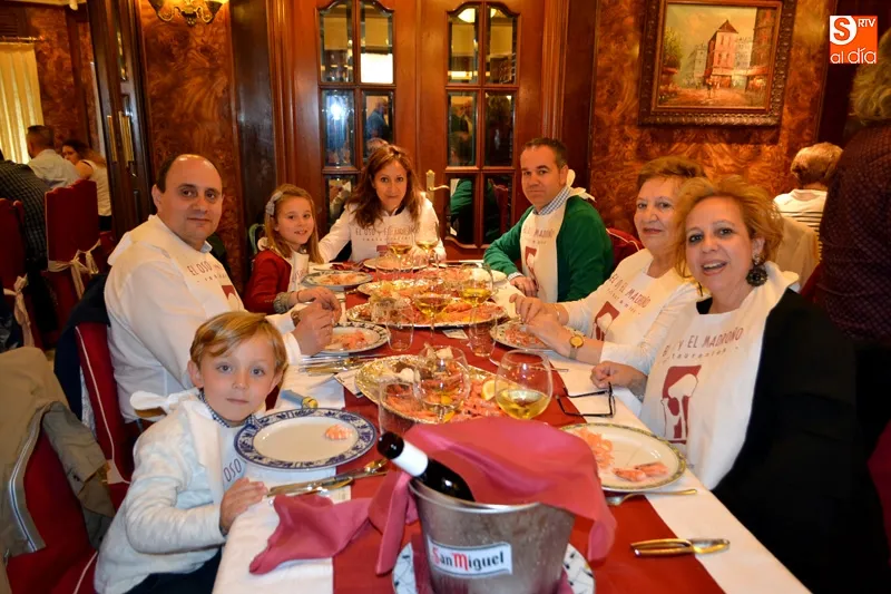 Foto 6 - Nuevo &eacute;xito para las X Jornadas del Marisco del restaurante El Oso y el Madro&ntilde;o, situ&aacute;ndolas...