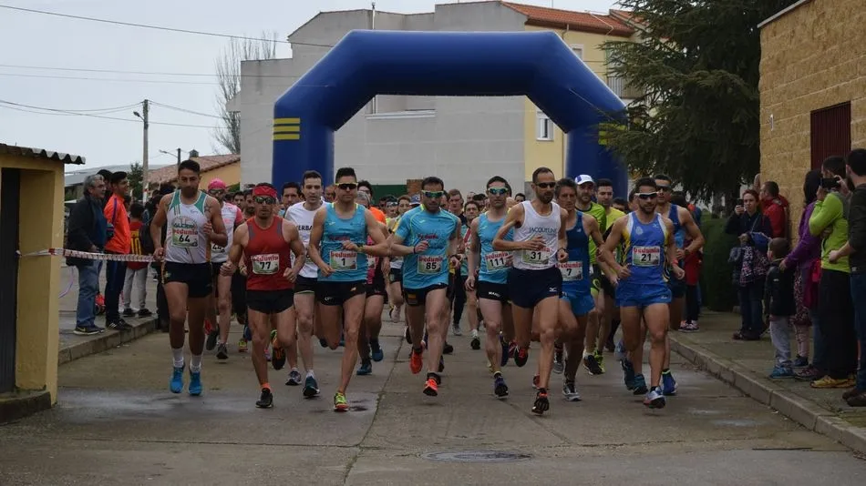 Momento de salida en la Carrera Popular ‘Batalla de Arapiles’ .