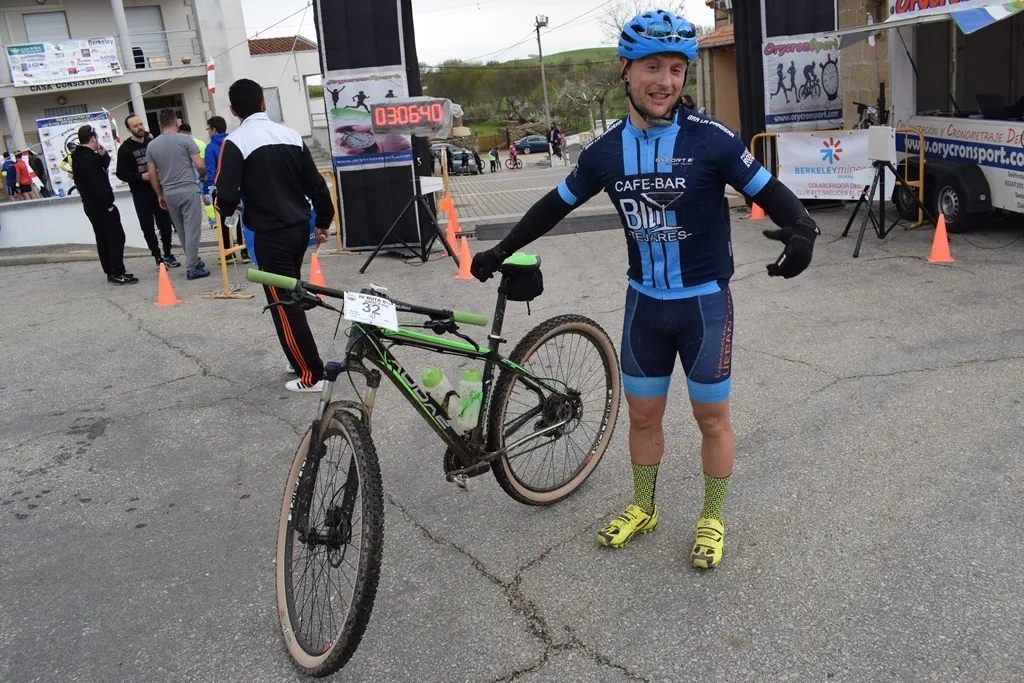 Foto 7 - Miguel Barrientos y Ainhoa S&aacute;nchez se adjudican la IV Ruta BTT de Saelices  