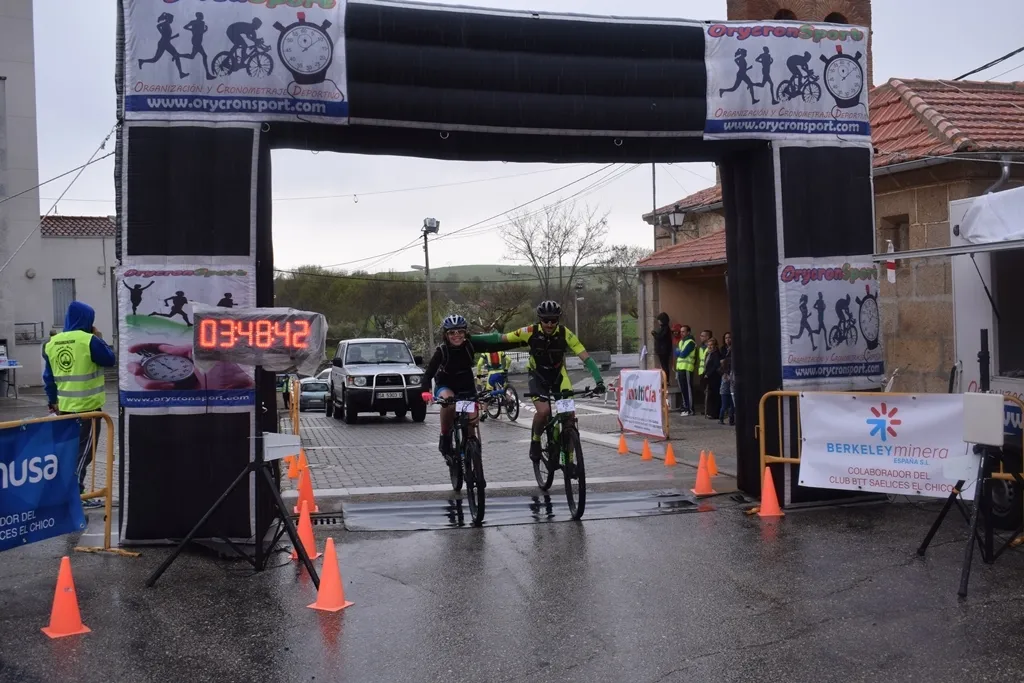 Foto 6 - Miguel Barrientos y Ainhoa S&aacute;nchez se adjudican la IV Ruta BTT de Saelices  