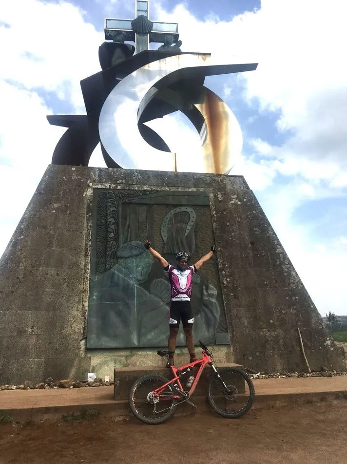 Foto 9 - Llega a Santiago la expedici&oacute;n de ciclistas de Vitigudino  