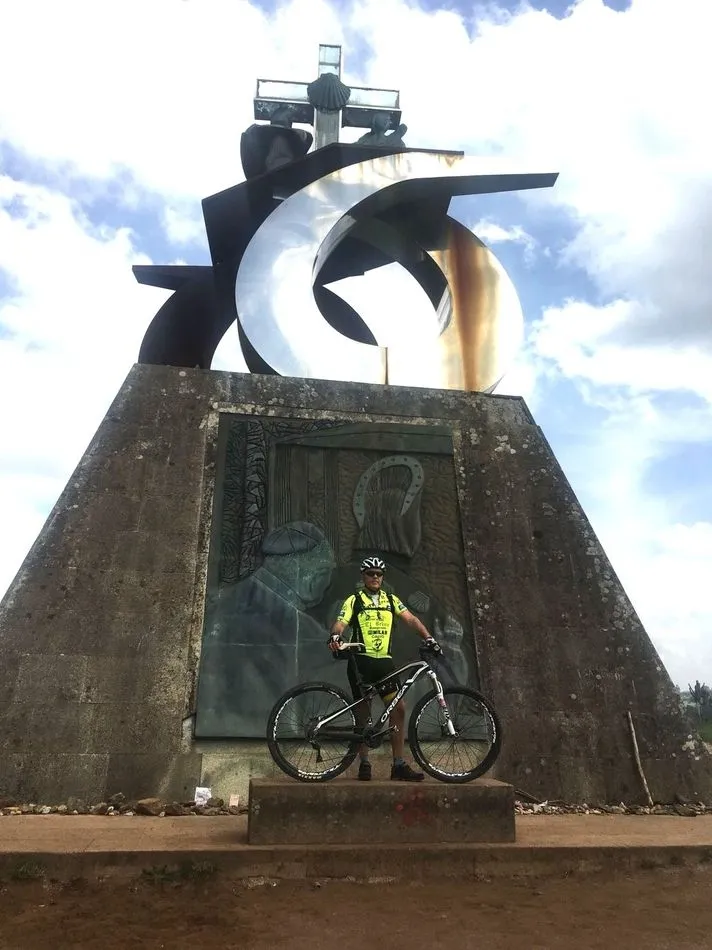 Foto 5 - Llega a Santiago la expedici&oacute;n de ciclistas de Vitigudino  
