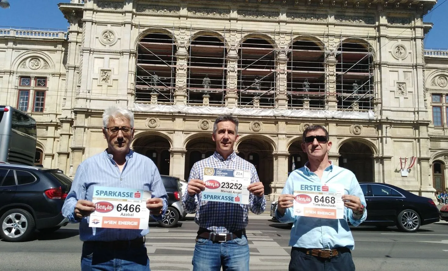 El Club Cazahítos prosigue en Viena con su tour por los grandes maratones europeos  