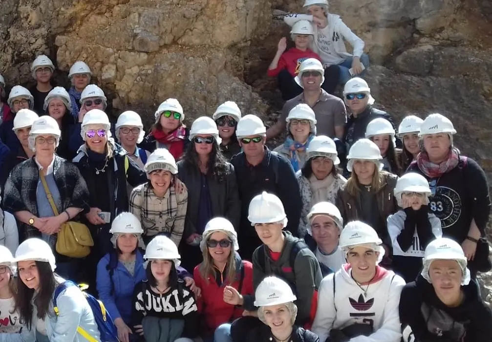 Foto 2 - La AMPA del IES Fray Diego descubre el Yacimiento de Atapuerca  