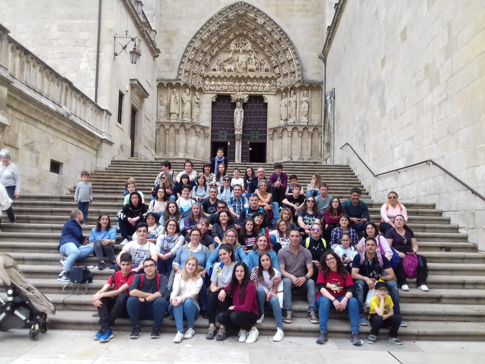 Foto 4 - La AMPA del IES Fray Diego descubre el Yacimiento de Atapuerca  