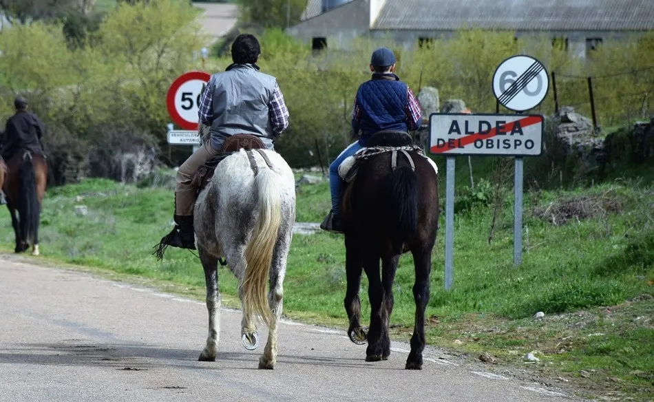 Foto 10 - Aldea del Obispo da la salida a la 2&ordf; jornada de la Ruta Ecuestre de las Fortificaciones  
