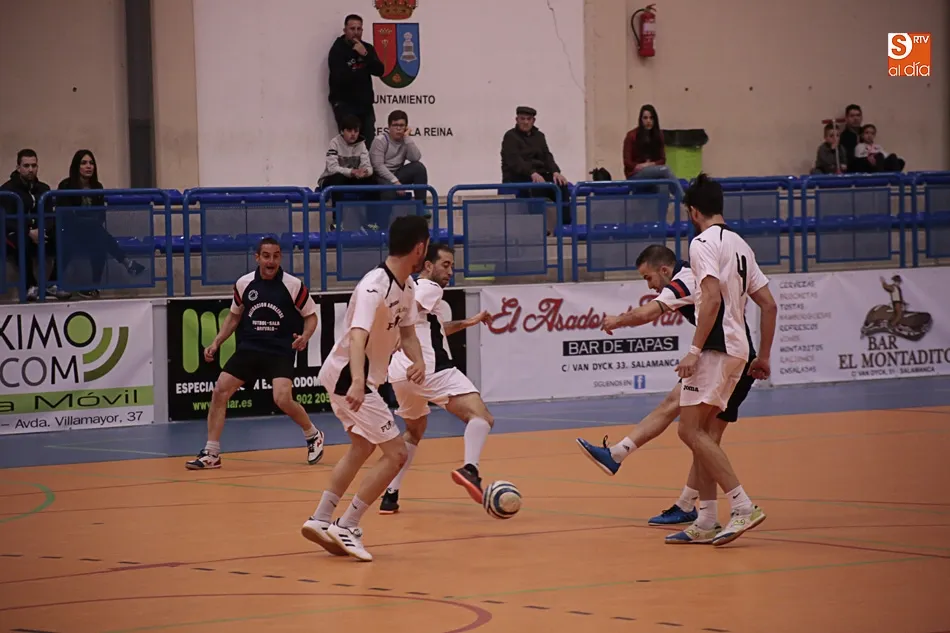 Foto 4 - Villares de la Reina acoge el Campeonato Regional de Selecciones Provinciales de F&uacute;tbol Sala  
