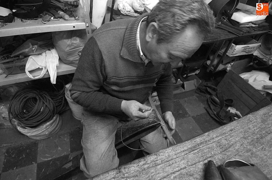 Foto 5 - Juli&aacute;n Tejeda, guarnicionero de coraz&oacute;n y por tradici&oacute;n  