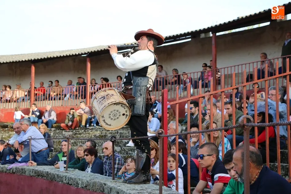 Foto 11 - La Fiesta demuestra su compromiso con las personas que m&aacute;s lo necesitan  
