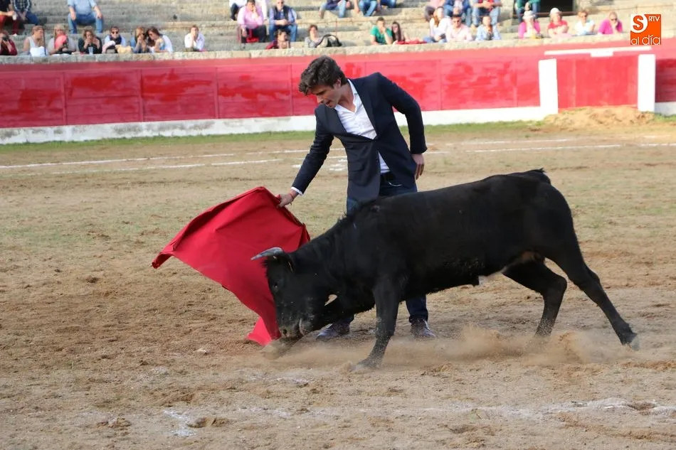 Foto 10 - La Fiesta demuestra su compromiso con las personas que m&aacute;s lo necesitan  