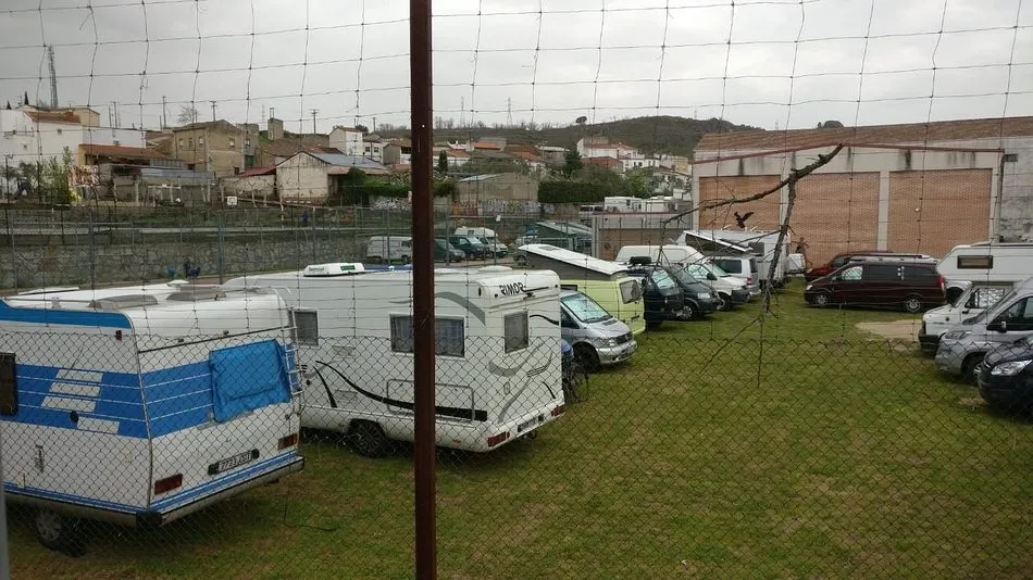 Foto 5 - &Eacute;xito de la 1&ordf; KDD Nacional Van&life en Villarino de los Aires  