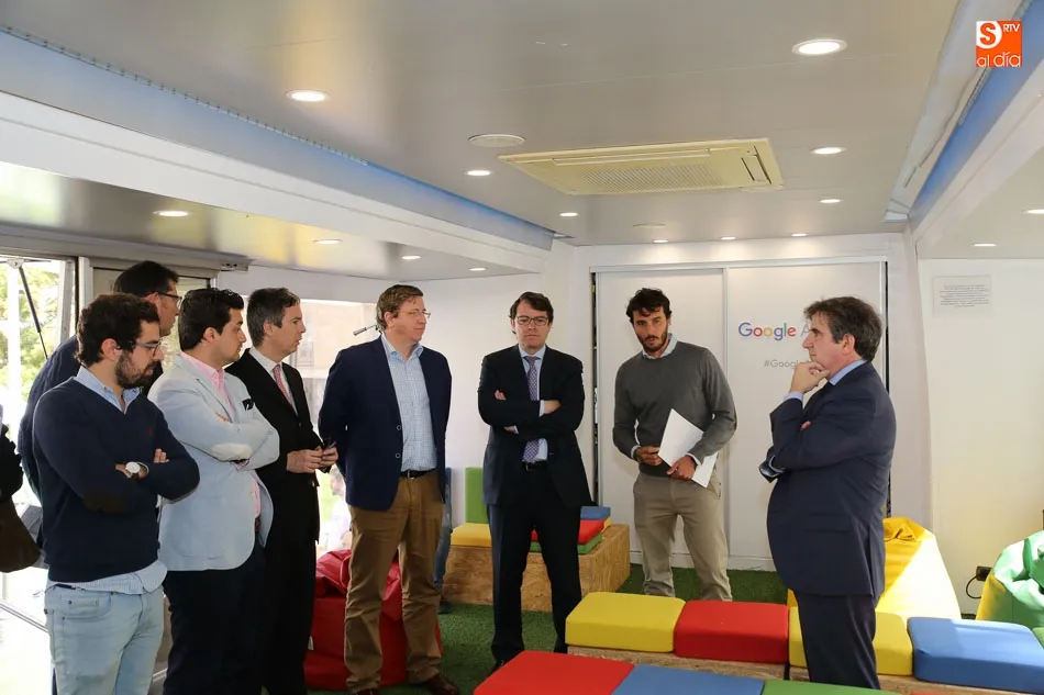 Foto 9 - El Tour Google Act&iacute;vate llega a Salamanca para formar a j&oacute;venes en competencias digitales&nbsp;