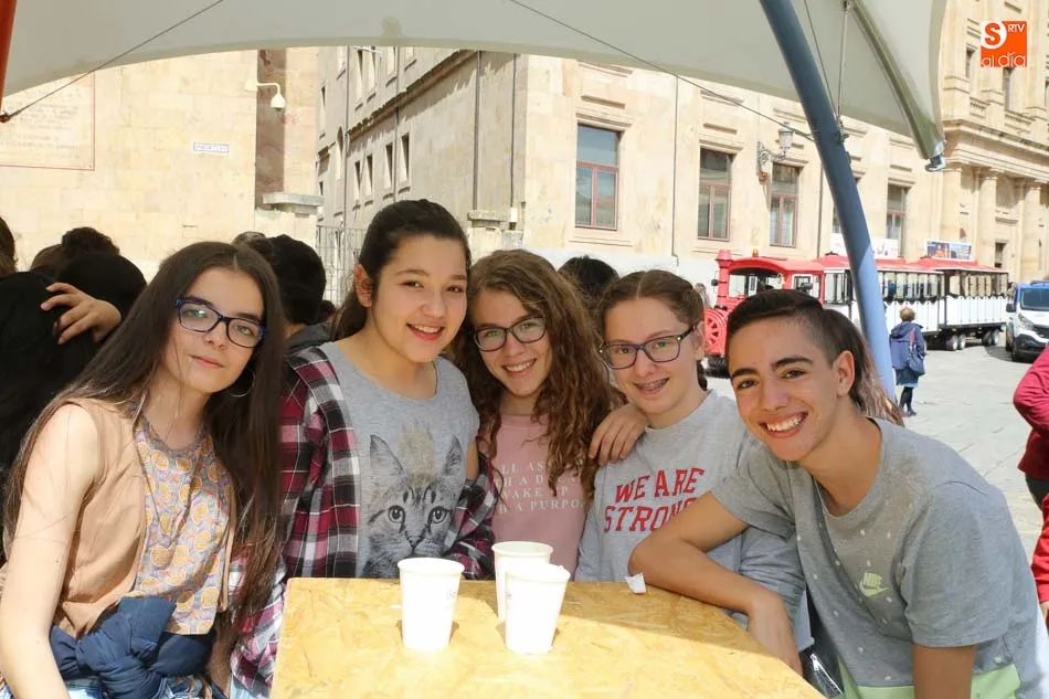 Foto 4 - El Tour Google Act&iacute;vate llega a Salamanca para formar a j&oacute;venes en competencias digitales&nbsp;