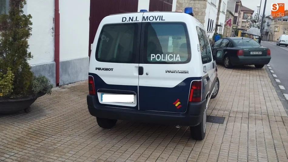 Agotadas en hora y media las plazas disponibles para hacerse el DNI en mayo  