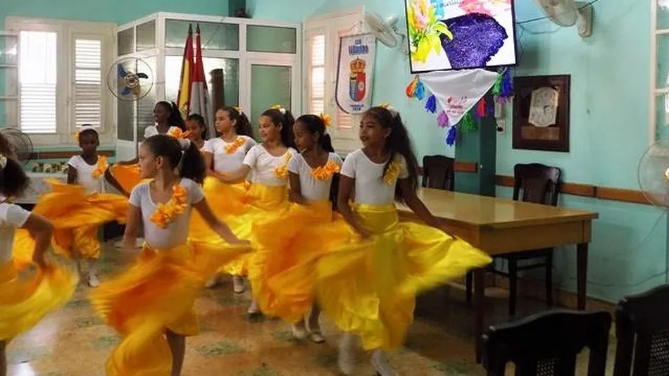 El ‘Club Villarino’ en la Habana celebra el día de Castilla y León  