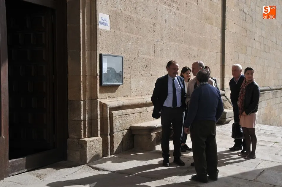 Foto 5 - El subdelegado del Gobierno descubre los&nbsp;encantos de la villa lumbralense  
