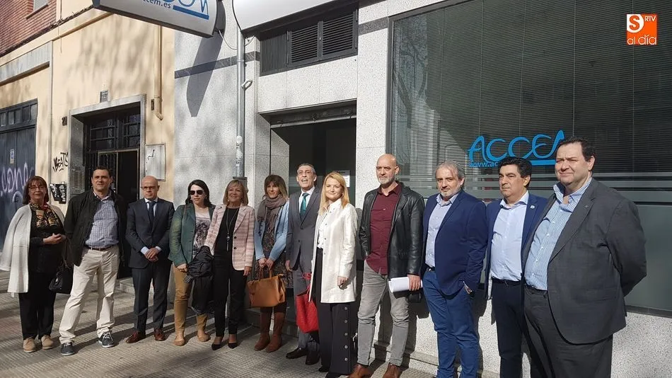 Foto 2 - Instituciones y entidades dan un paso m&aacute;s para garantizar la igualdad de oportunidades en el...