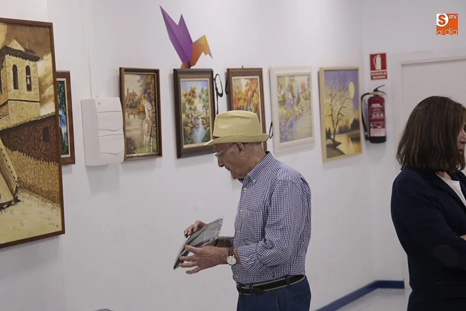Foto 3 - Una exposici&oacute;n de pintura hace visible la Espondilitis Anquilosante
