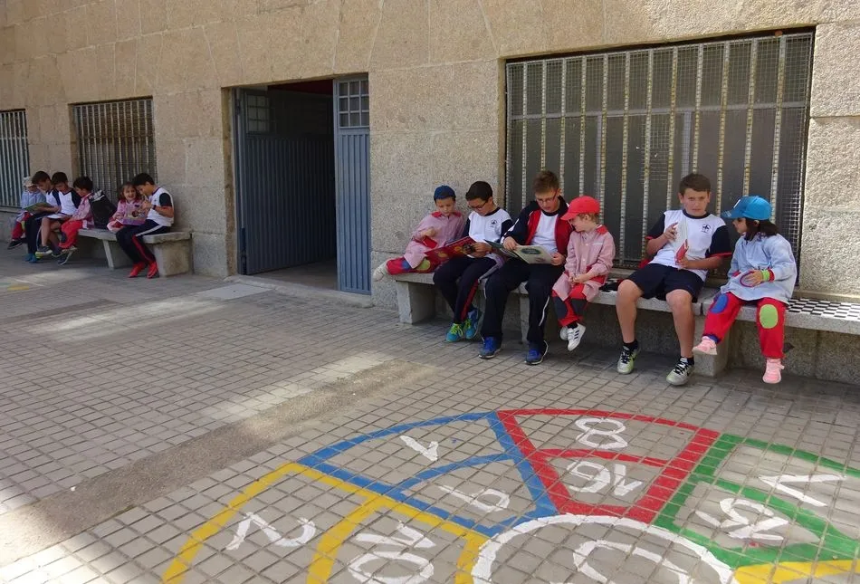 Foto 8 - &lsquo;Apadrina un lector&rsquo;, nueva actividad educativa del Colegio Padres Trinitarios  