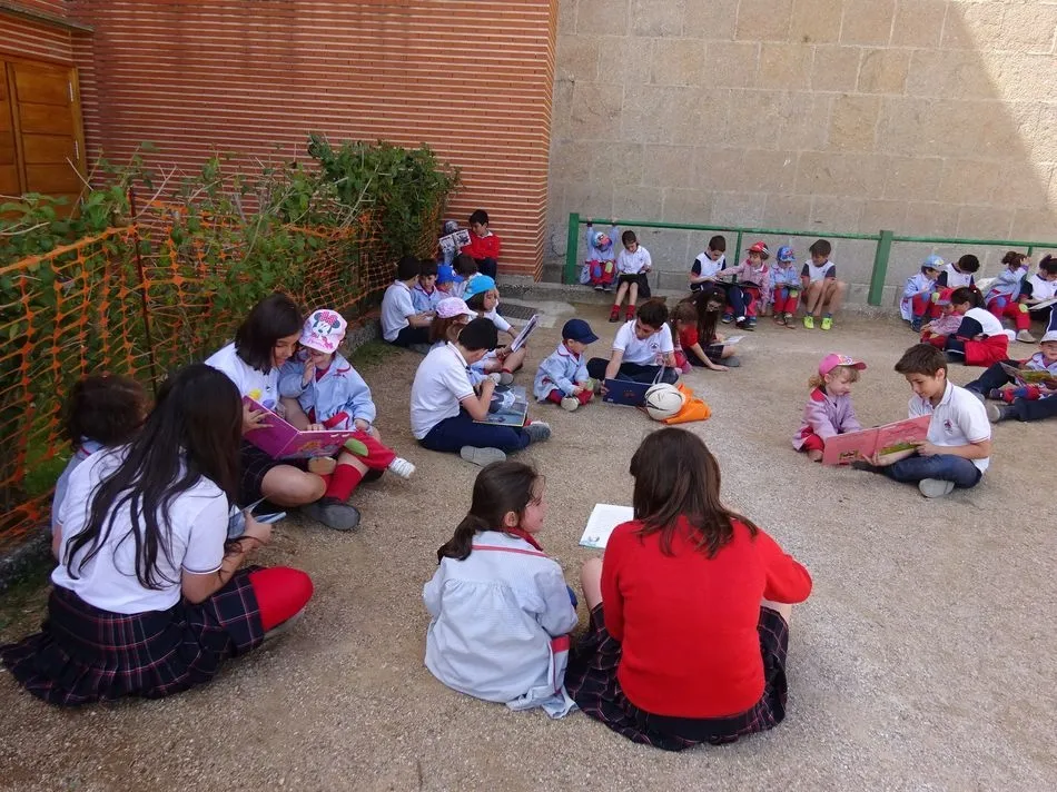 Foto 11 - &lsquo;Apadrina un lector&rsquo;, nueva actividad educativa del Colegio Padres Trinitarios  