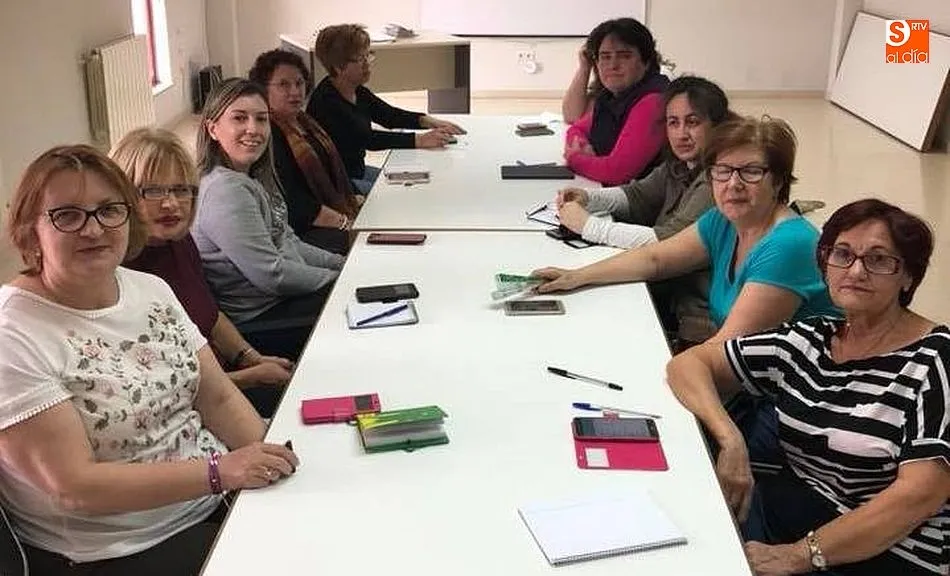 Los mayores de 40 siguen su aprendizaje de redes sociales en el centro cultural de Guijuelo