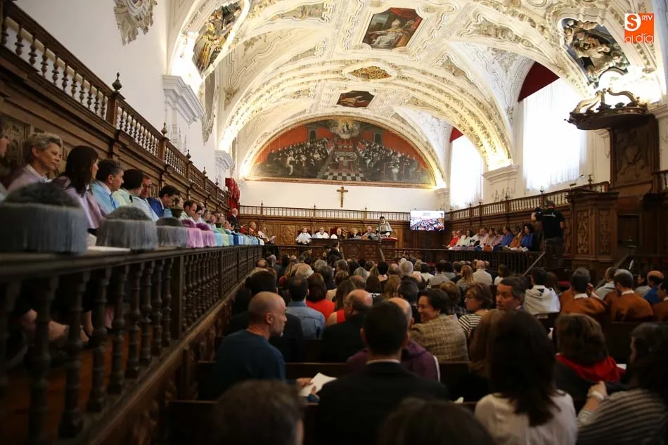 Foto 7 - La Universidad Pontificia reconoce la trayectoria de C&eacute;sar Alierta y Juan Jos&eacute; Almagro