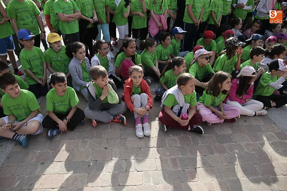 Foto 10 - Cerca de 1.500 escolares celebran el D&iacute;a de la Educaci&oacute;n F&iacute;sica en la Calle