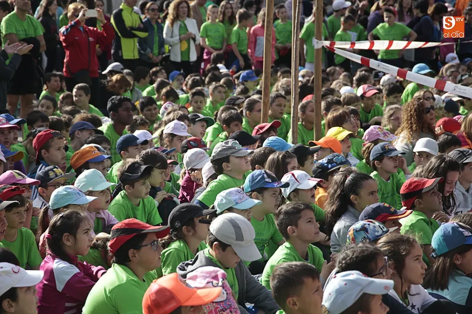 Foto 8 - Cerca de 1.500 escolares celebran el D&iacute;a de la Educaci&oacute;n F&iacute;sica en la Calle