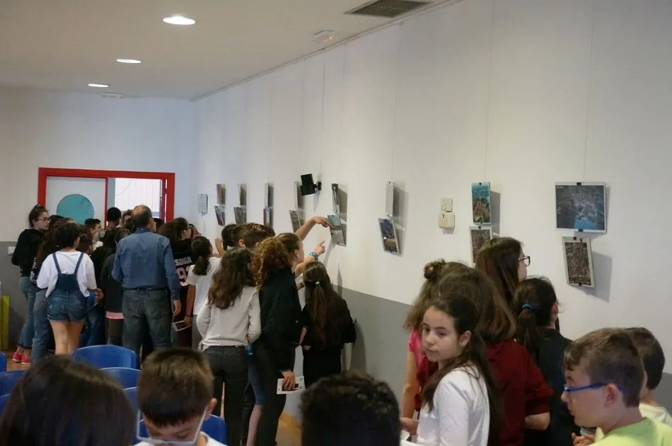 Foto 2 - Alumnos de 6&ordm; de Primaria participan en la actividad &lsquo;La biblioteca se mueve contigo&rsquo;  