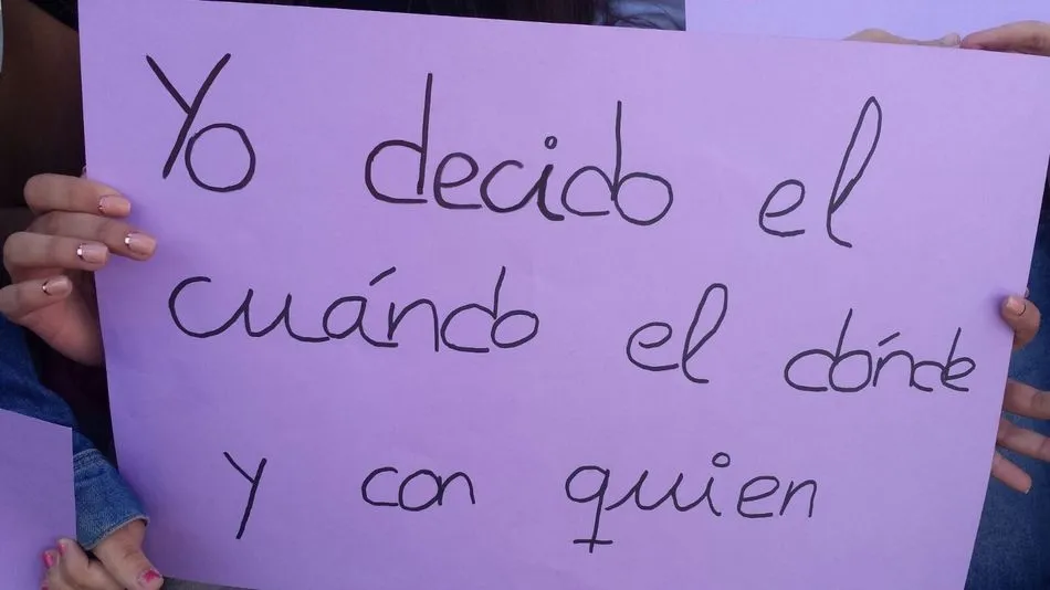 Foto 4 - Concentraci&oacute;n en Vitigudino contra la sentencia de 'La Manada'  