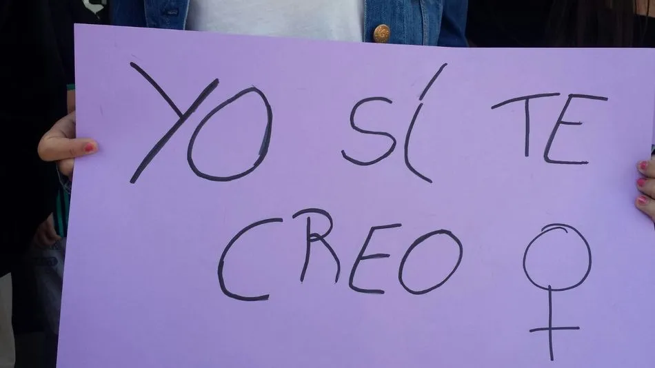 Foto 2 - Concentraci&oacute;n en Vitigudino contra la sentencia de 'La Manada'  