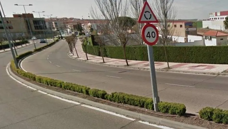 Entrada a Carbajosa, uno de los municipios que se salva del envejecimiento.