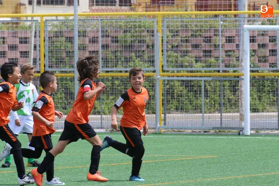 Foto 8 - Resultados, clasificaciones e im&aacute;genes de las categor&iacute;as de f&uacute;tbol provincial    &nbsp;  
