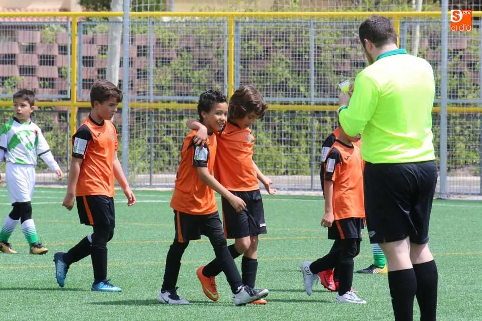 Foto 4 - Resultados, clasificaciones e im&aacute;genes de las categor&iacute;as de f&uacute;tbol provincial    &nbsp;  