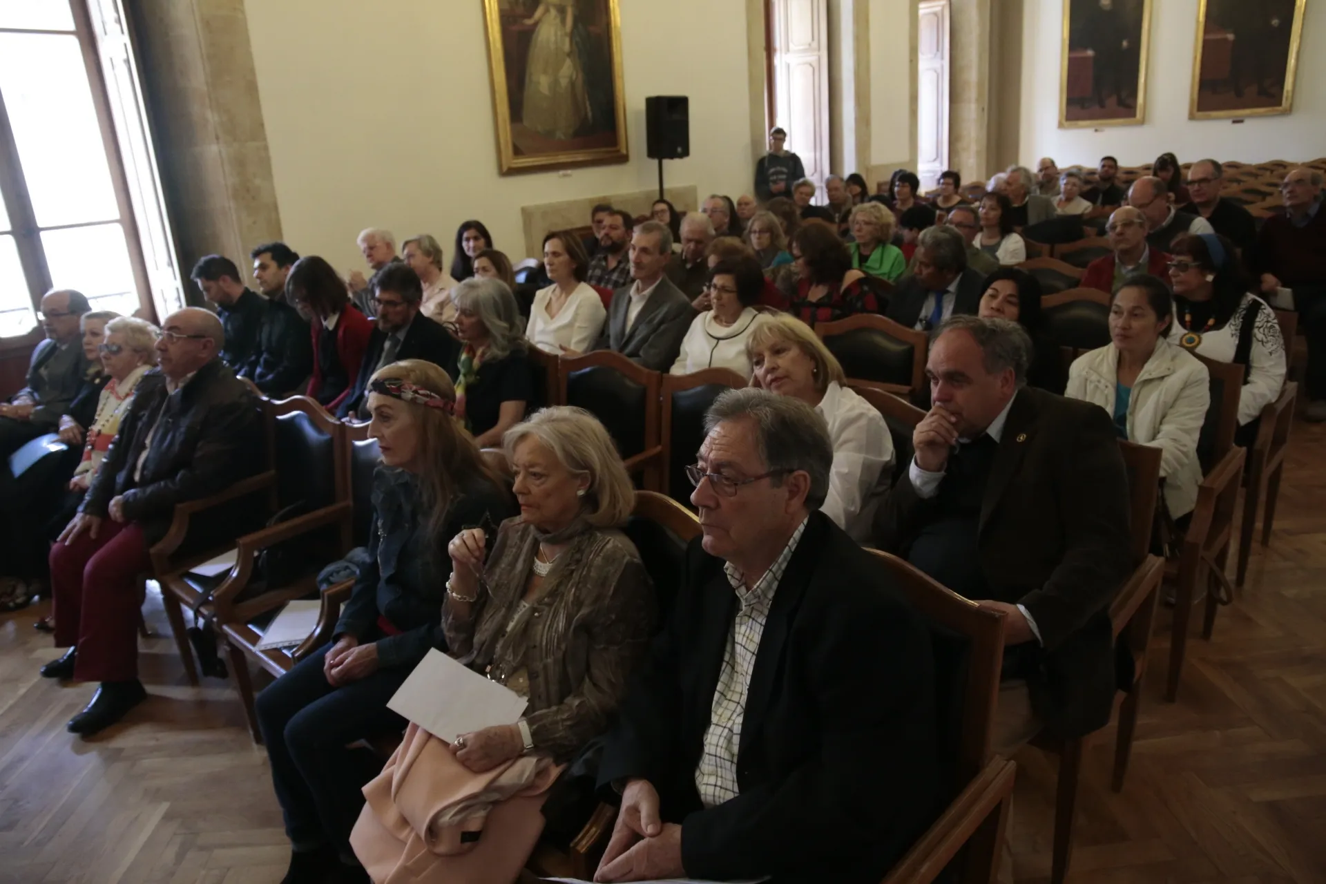 Foto 10 - Recepci&oacute;n en el Ayuntamiento a los participantes en el Encuentro Cristiano de Literatura