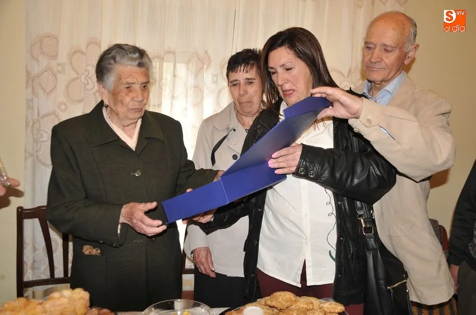 Foto 11 - Regina Villoria alcanza los 100 a&ntilde;os de una vida activa y saludable    &nbsp;  