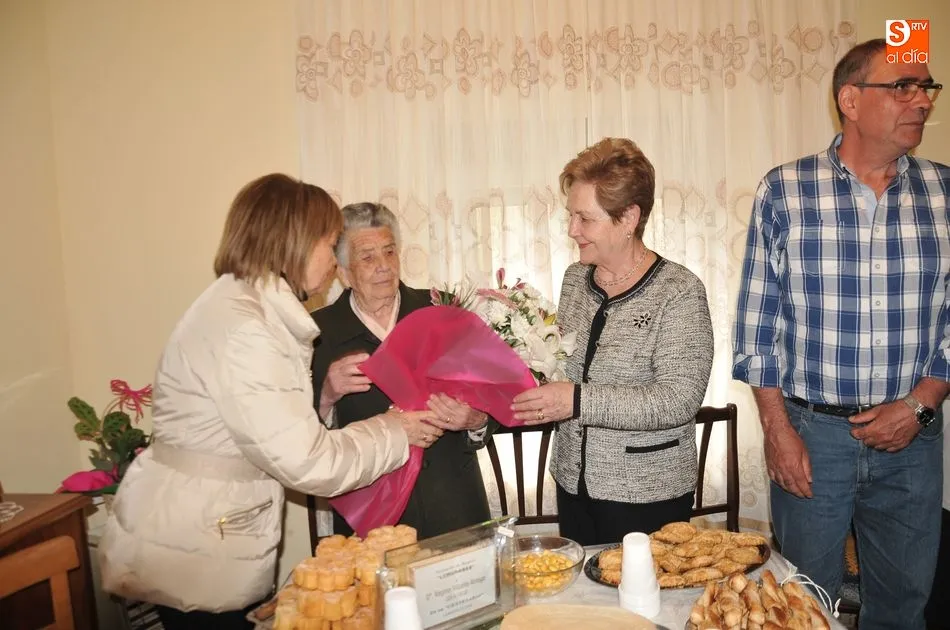 Foto 7 - Regina Villoria alcanza los 100 a&ntilde;os de una vida activa y saludable    &nbsp;  