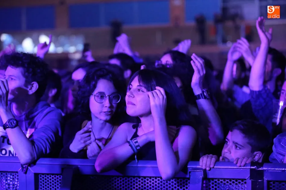 Foto 10 - Vetusta Morla inicia su gira &lsquo;Mismo sitio, distinto lugar&rsquo; en el Multiusos&nbsp;  