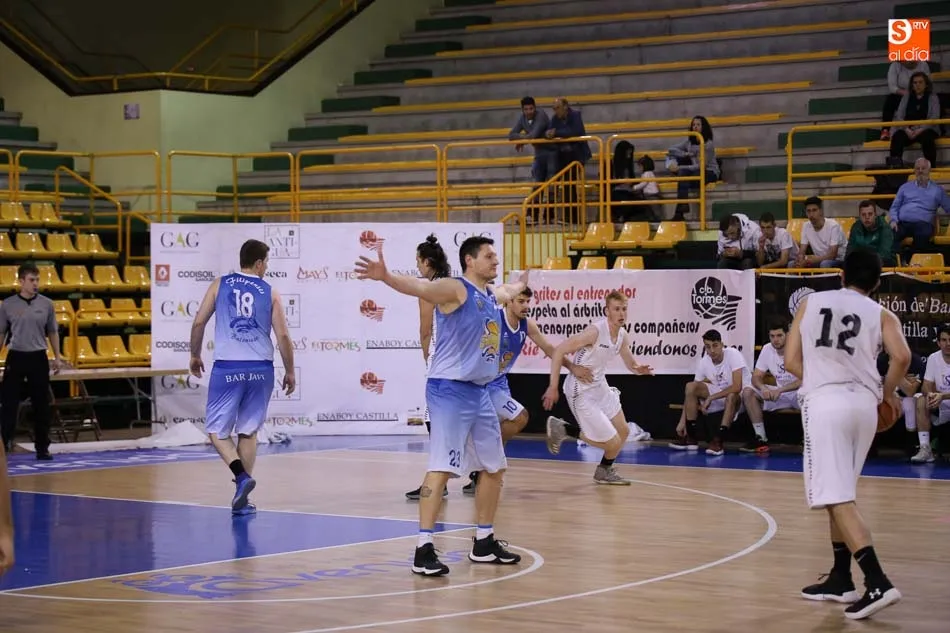 Foto 4 - Jornada aciaga para los dos representantes salmantinos con sendas derrotas