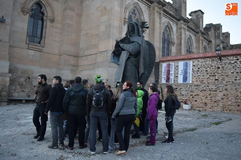 Foto 2 - Alba de Tormes vive su noche m&aacute;s terror&iacute;fica de la mano de la Survival Zombie